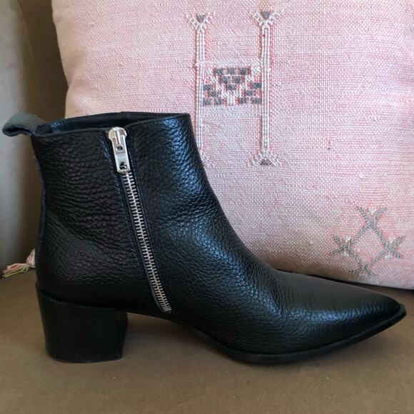 Everlane Boss Boots Black Pebbled Leather - Picture 10 of 13